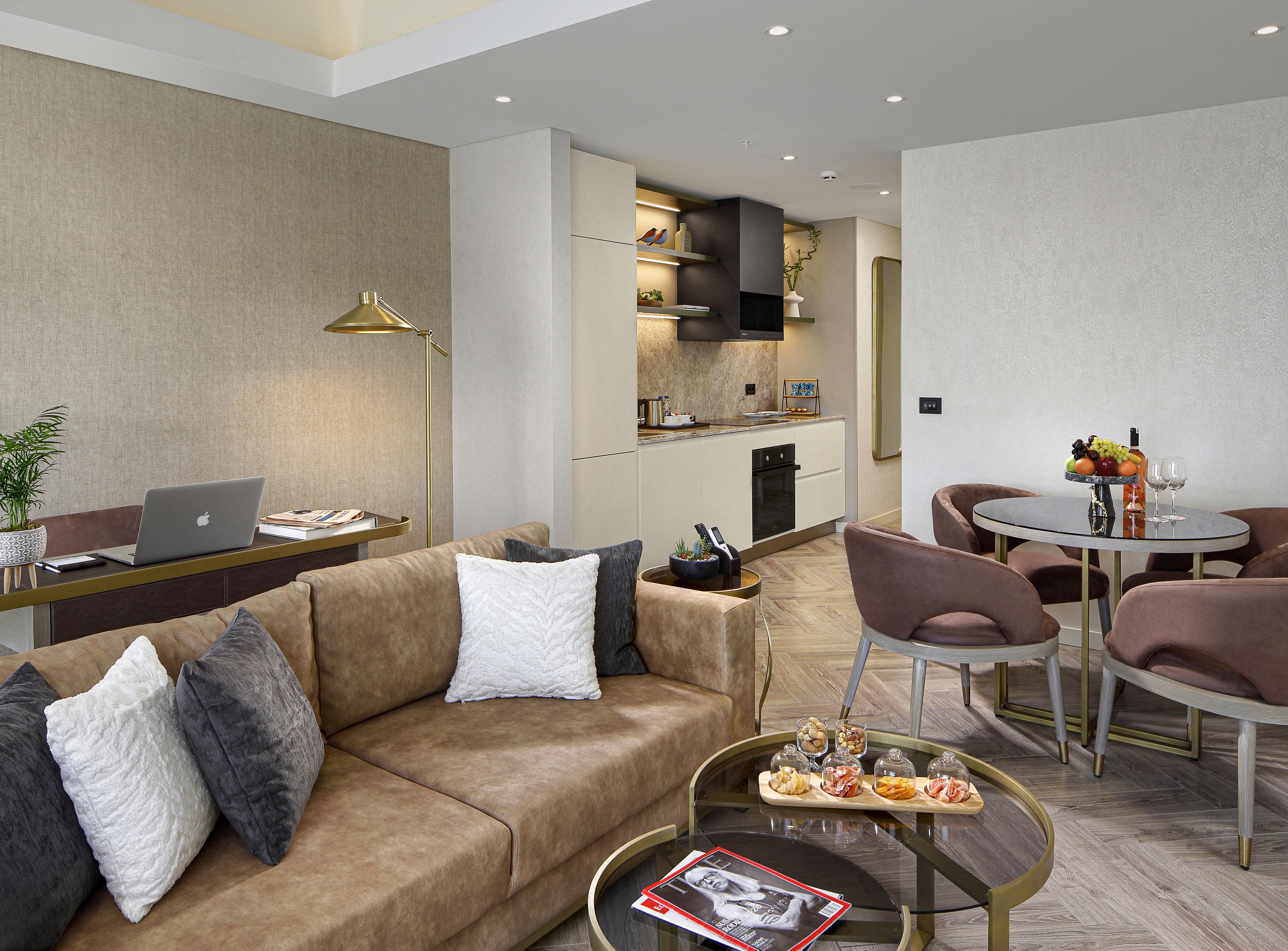 Wanda Vista Istanbul Hotel Ngoại thất bức ảnh A typical apartment at The Collective Old Oak