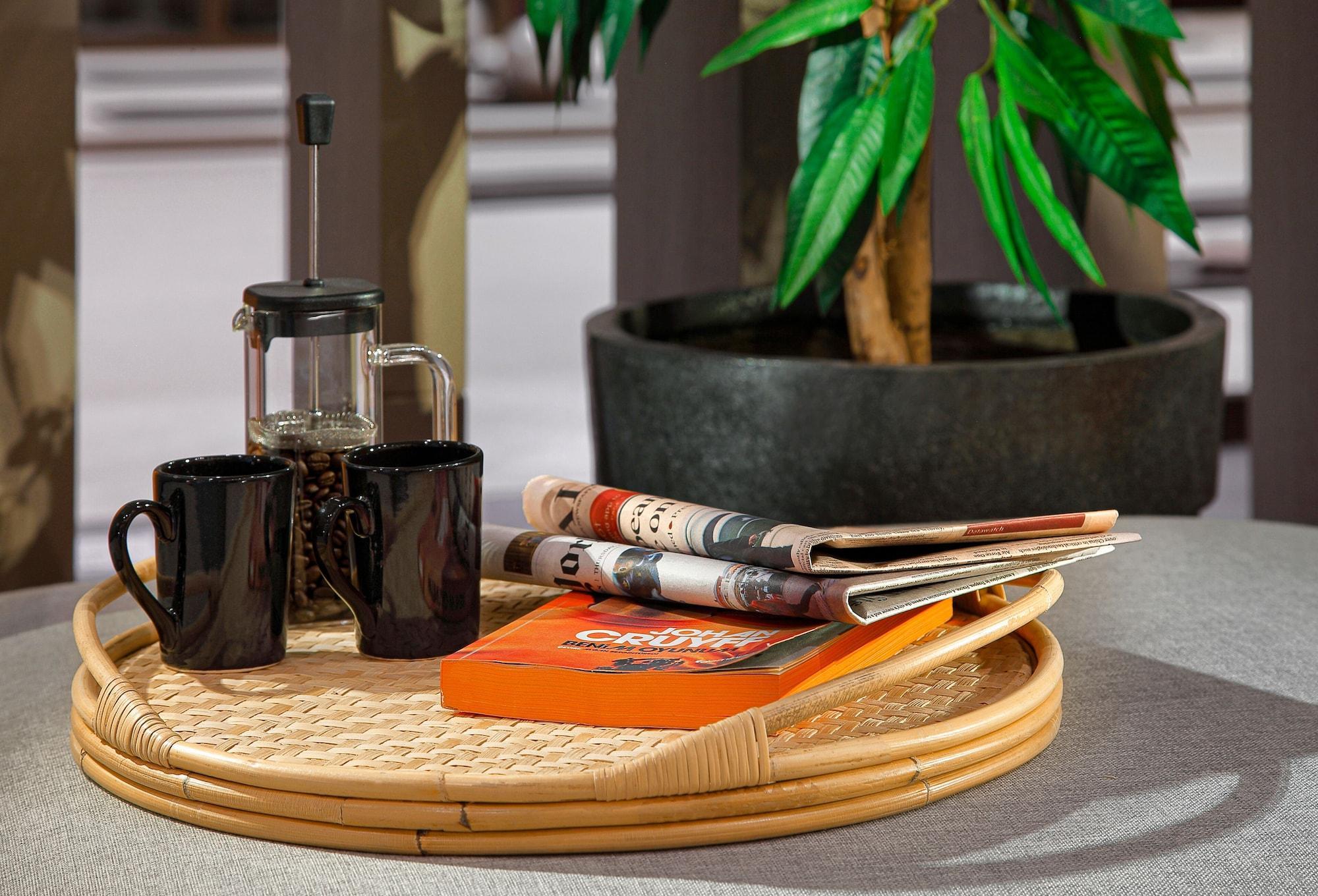 Wanda Vista Istanbul Hotel Ngoại thất bức ảnh A rattan tray
