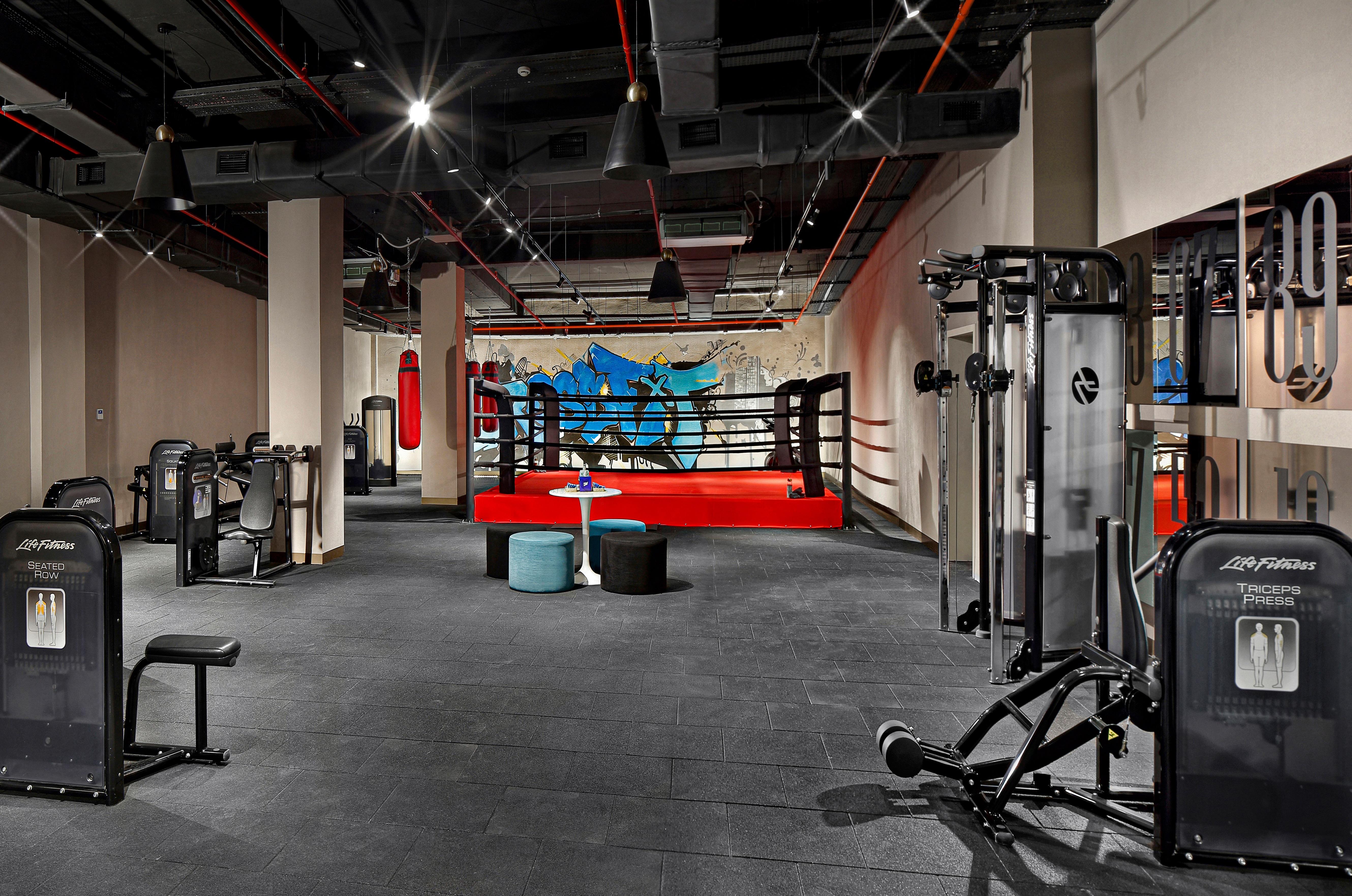 Wanda Vista Istanbul Hotel Ngoại thất bức ảnh The gym at The Standard East Village