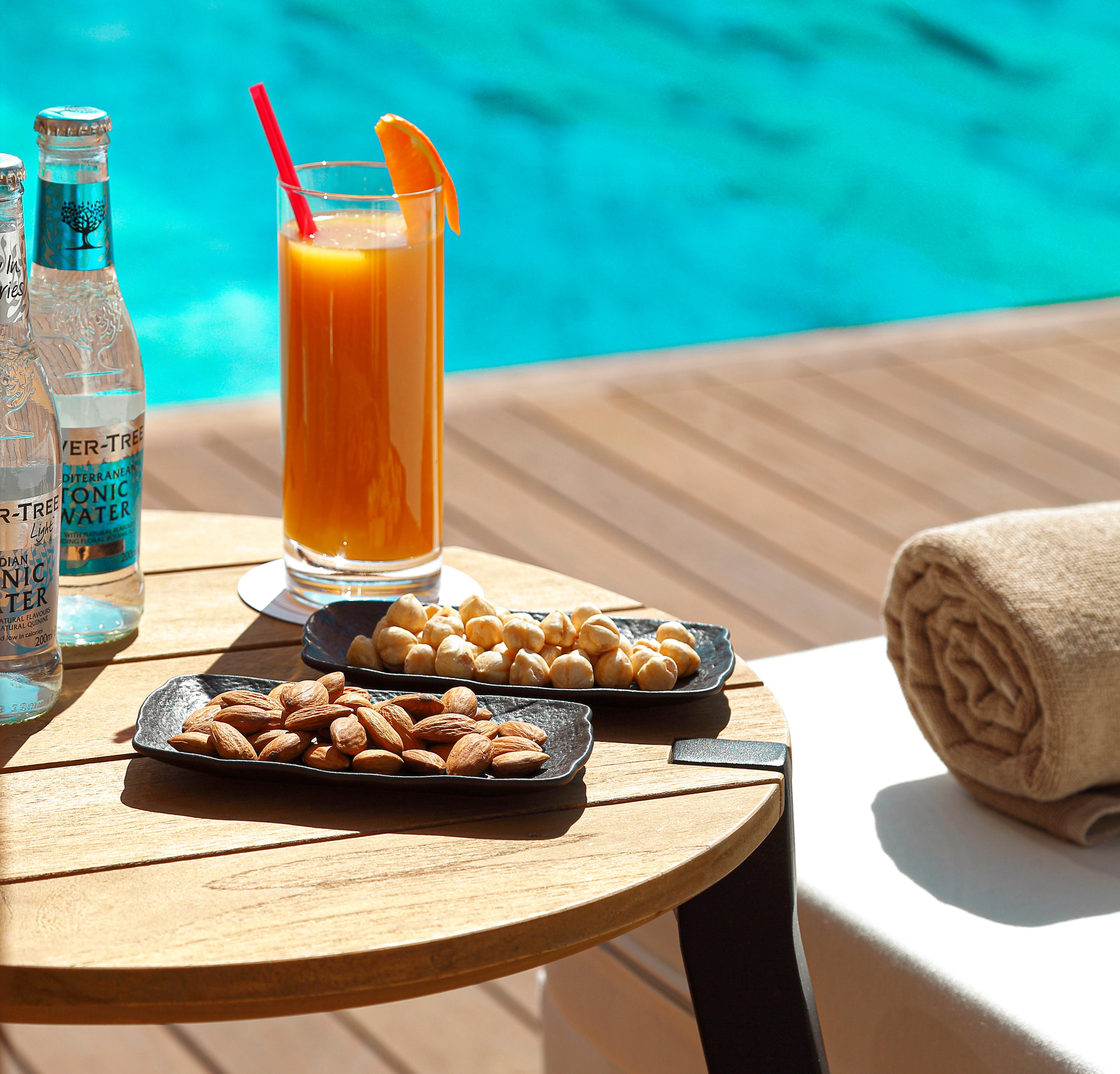 Wanda Vista Istanbul Hotel Ngoại thất bức ảnh A glass of orange juice