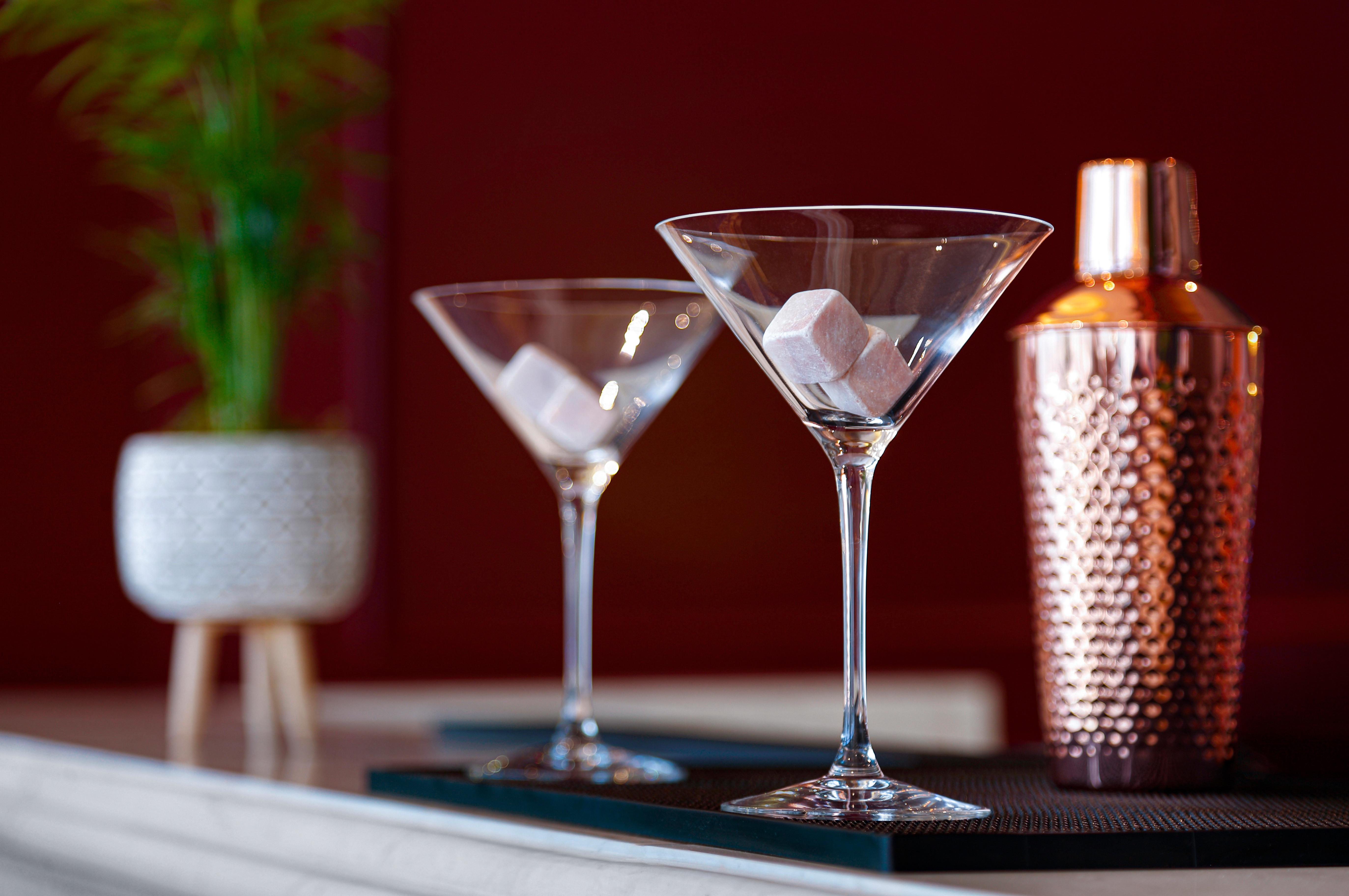 Wanda Vista Istanbul Hotel Ngoại thất bức ảnh A martini glass